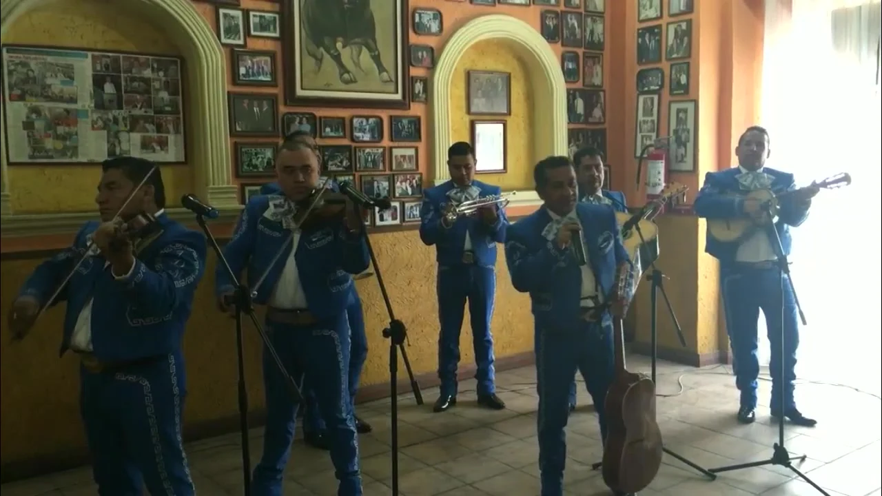 Fotograma del video Para qué me haces llorar